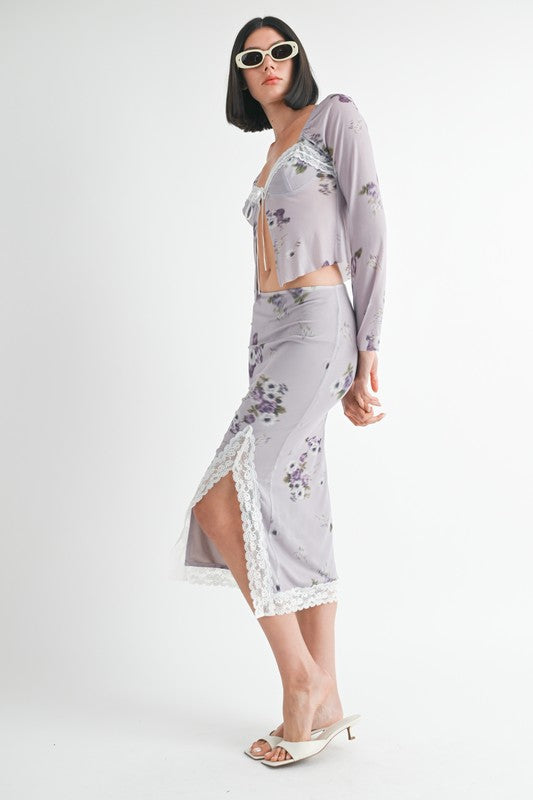 Lavender Lace Trim Floral Midi Skirt With Side Slit – outfit idea for women | Ro + Ivy
