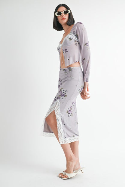 Lavender Lace Trim Floral Midi Skirt With Side Slit – outfit idea for women | Ro + Ivy