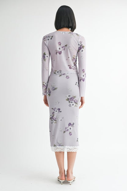 Lavender Lace Trim Floral Midi Skirt With Side Slit – outfit idea for women | Ro + Ivy