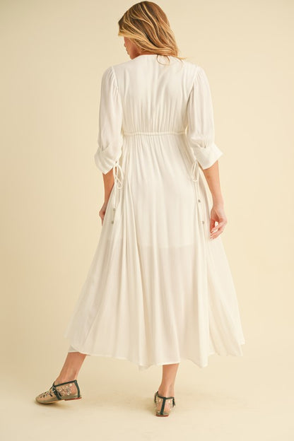 Geela Maxi Dress – outfit idea for women | Ro + Ivy