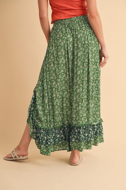 Sachi Ruffle Skirt – outfit idea for women | Ro + Ivy