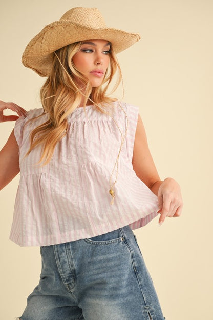 Cait Striped Short Sleeve Top – outfit idea for women | Ro + Ivy