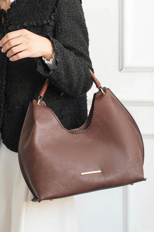 Mia Large Everyday Shoulder Bag | Trendy Shoulder Bags Outfit Idea for Women by Ro + Ivy | Elevated Basics, Modern Comfort & Style