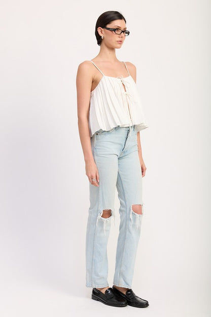 Pleated Tie Front Cami Top – outfit idea for women | Ro + Ivy