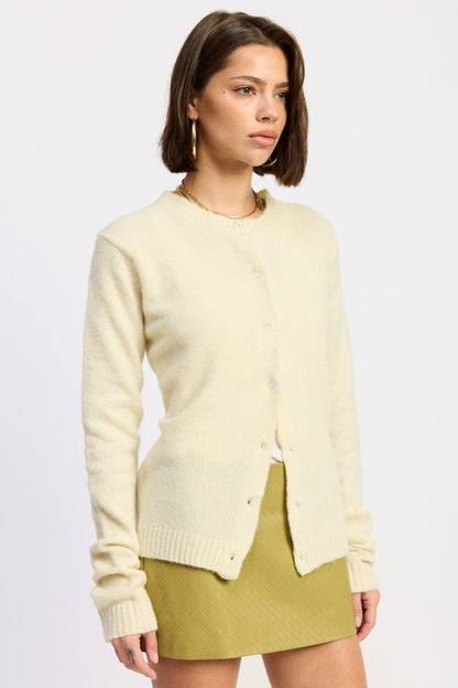 Classic Fitted Button Up Cardigan | Trendy Cardigans Outfit Idea for Women by Ro + Ivy | Elevated Basics, Modern Comfort & Style