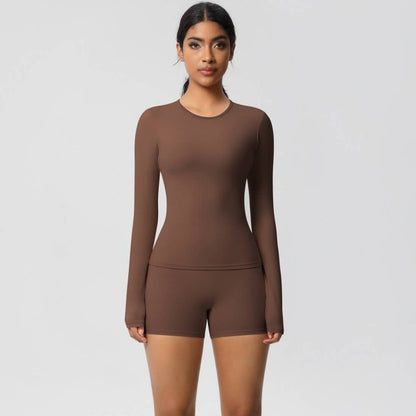 Well-in Vogue FlexContour 2-Piece Training Set | Trendy Outfit Idea for Women by Ro + Ivy | Elevated Basics, Modern Comfort & Style