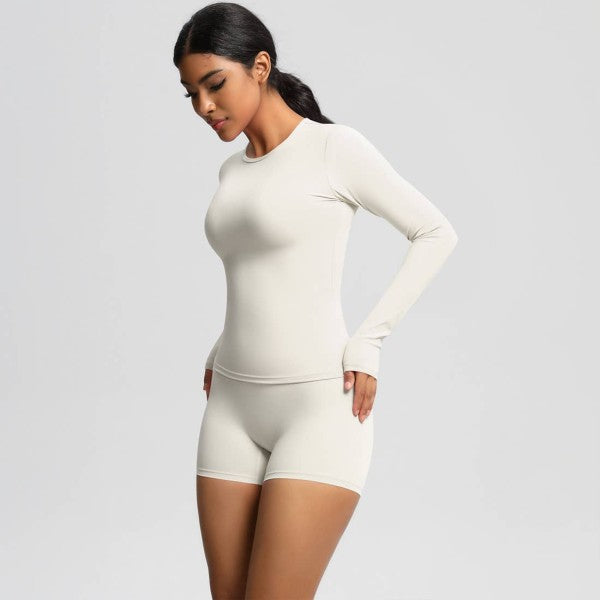 Well-in Vogue FlexContour 2-Piece Training Set | Trendy Outfit Idea for Women by Ro + Ivy | Elevated Basics, Modern Comfort & Style