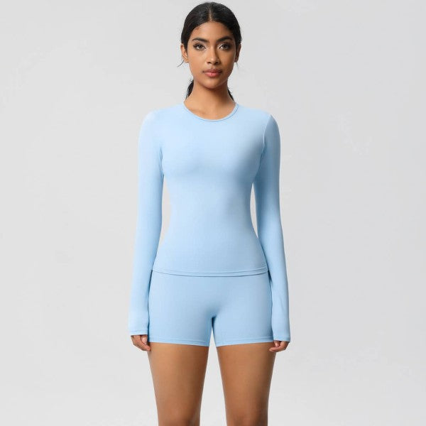 Well-in Vogue FlexContour 2-Piece Training Set | Trendy Outfit Idea for Women by Ro + Ivy | Elevated Basics, Modern Comfort & Style