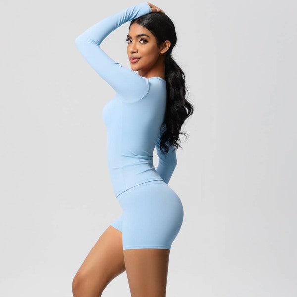 Well-in Vogue FlexContour 2-Piece Training Set | Trendy Outfit Idea for Women by Ro + Ivy | Elevated Basics, Modern Comfort & Style