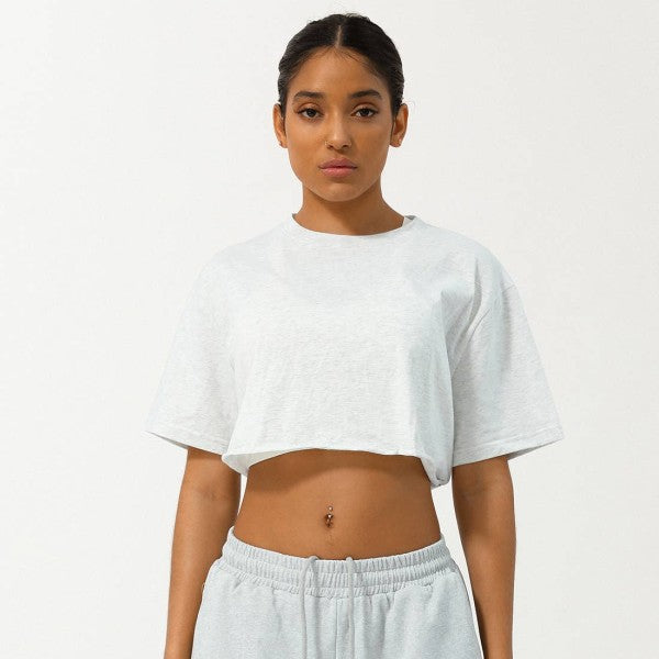 Women’s Loose Sport Cropped T-Shirt | Trendy Active Tops Outfit Idea for Women by Ro + Ivy | Elevated Basics, Modern Comfort & Style
