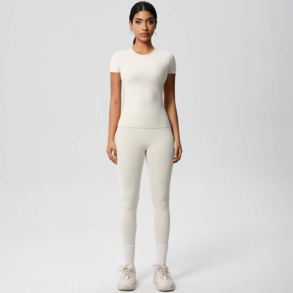 Well-in Vogue CoreSculpt Short Sleeve Set | Trendy Outfit Idea for Women by Ro + Ivy | Elevated Basics, Modern Comfort & Style