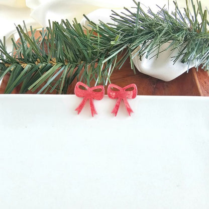 Red Shimmer OneSize Christmas Bow Stud Earrings | Trendy Earrings Outfit Idea for Women by Ro + Ivy | Elevated Basics, Modern Comfort & Style