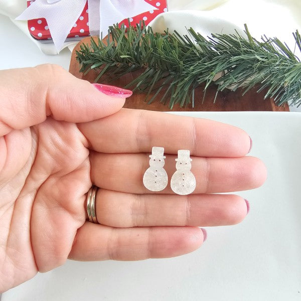 Christmas Snowman Stud Earrings | Trendy Earrings Outfit Idea for Women by Ro + Ivy | Elevated Basics, Modern Comfort & Style