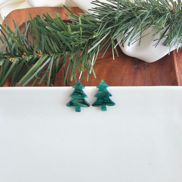 Green Shimmer OneSize Green Christmas Tree Stud Earrings | Trendy Earrings Outfit Idea for Women by Ro + Ivy | Elevated Basics, Modern Comfort & Style