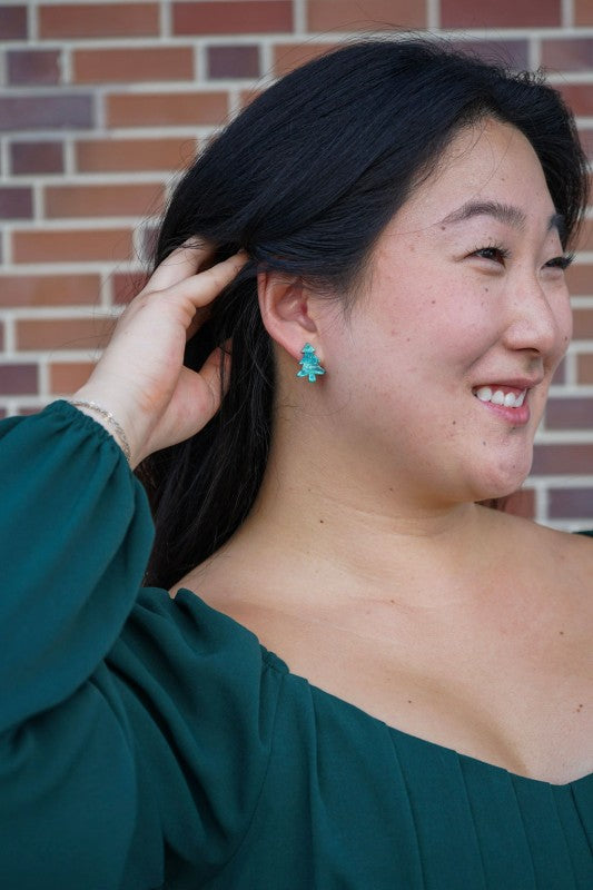 Green Christmas Tree Stud Earrings | Trendy Earrings Outfit Idea for Women by Ro + Ivy | Elevated Basics, Modern Comfort & Style