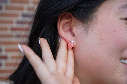 Christmas Light Bulb Stud Earrings | Trendy Earrings Outfit Idea for Women by Ro + Ivy | Elevated Basics, Modern Comfort & Style