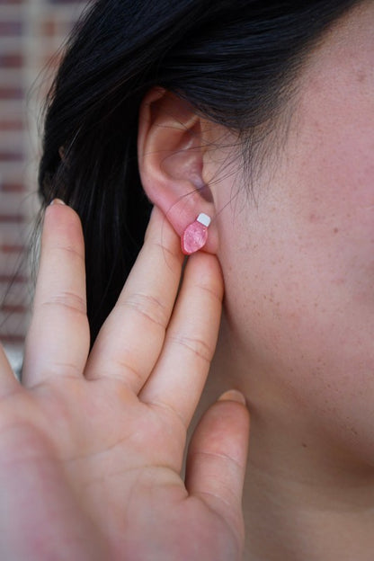 Christmas Light Bulb Stud Earrings | Trendy Earrings Outfit Idea for Women by Ro + Ivy | Elevated Basics, Modern Comfort & Style