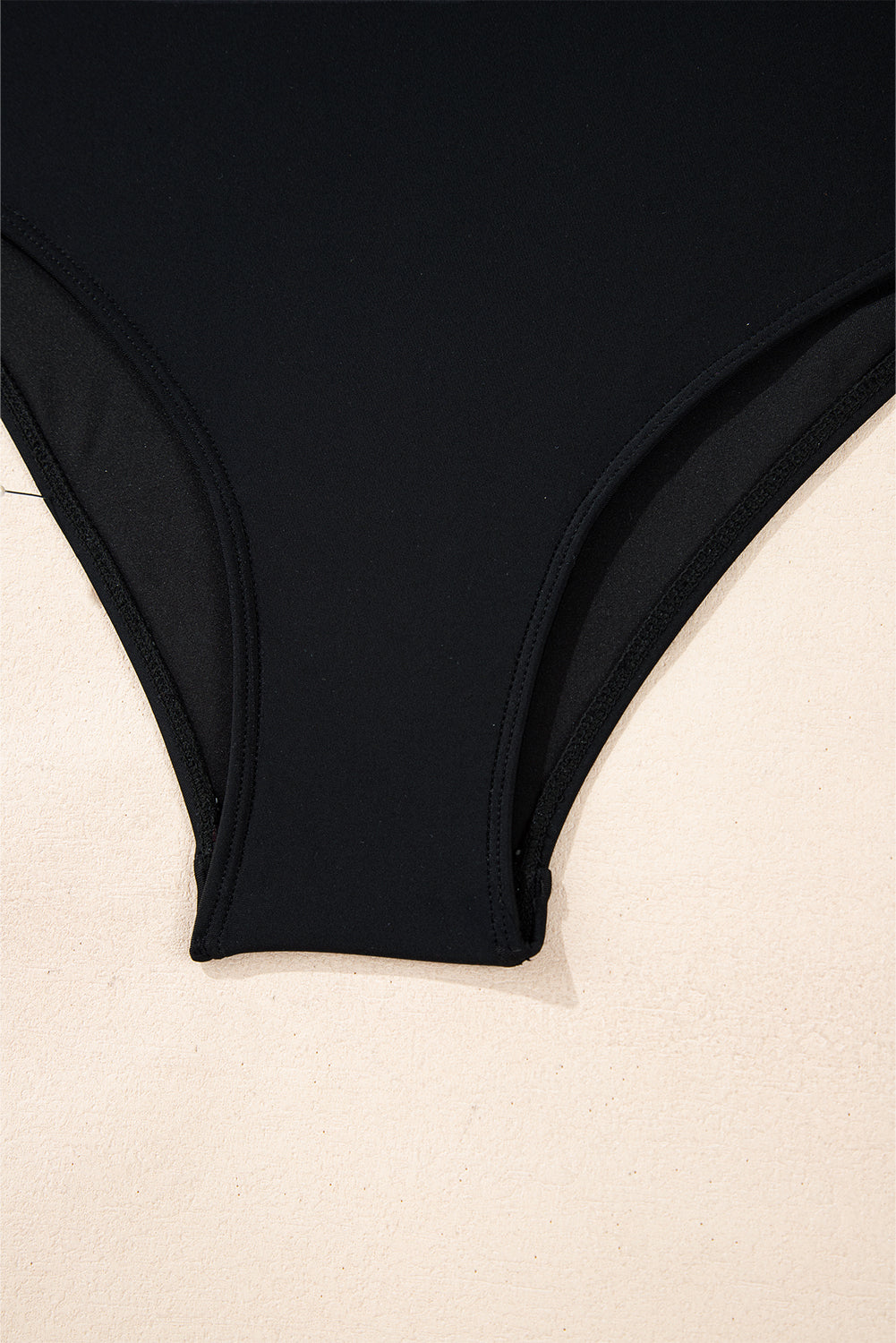 Colorblock Contrast Trim Belted One-Piece Swimsuit — Supportive Straps Contemporary Beach Style - One-Piece Swimsuits