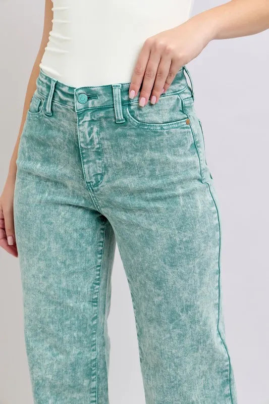 Full Size High Waist Garment Dyed Raw Hem Dad Jean Plus Size – outfit idea for women | Ro + Ivy
