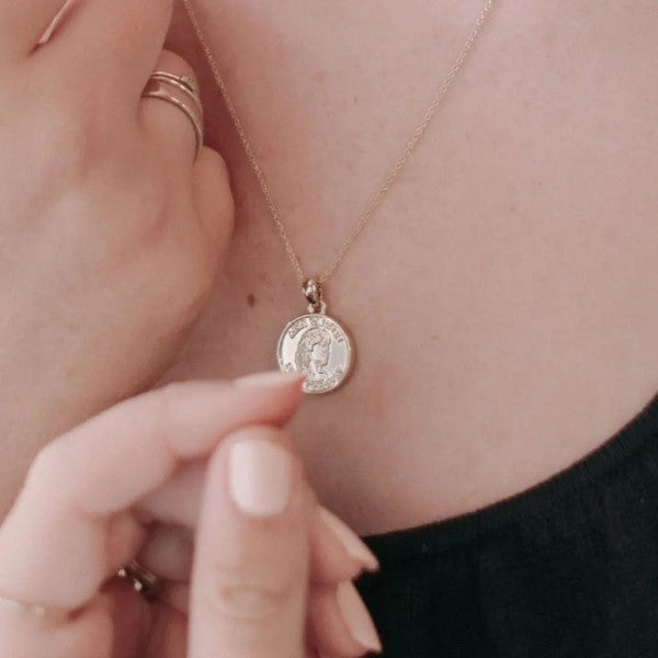 One Size Lady Gisela Necklace Trendy Necklaces Outfit Idea for Women | Ro + Ivy