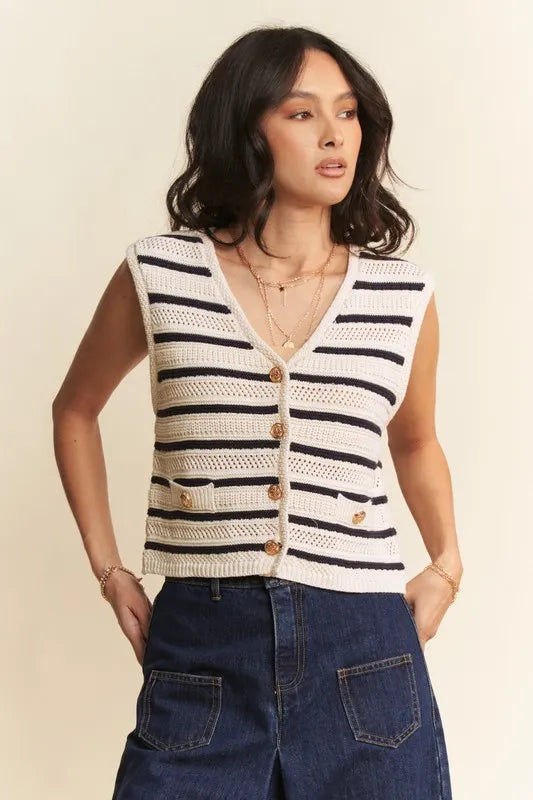Sleeveless Cropped Striped Knit Vest Top – outfit idea for women | Ro + Ivy