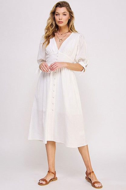 3/4 Puff Sleeve Textured V-Neck Button Down Midi Dress – outfit idea for women | Ro + Ivy