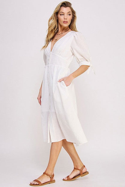 3/4 Puff Sleeve Textured V-Neck Button Down Midi Dress – outfit idea for women | Ro + Ivy