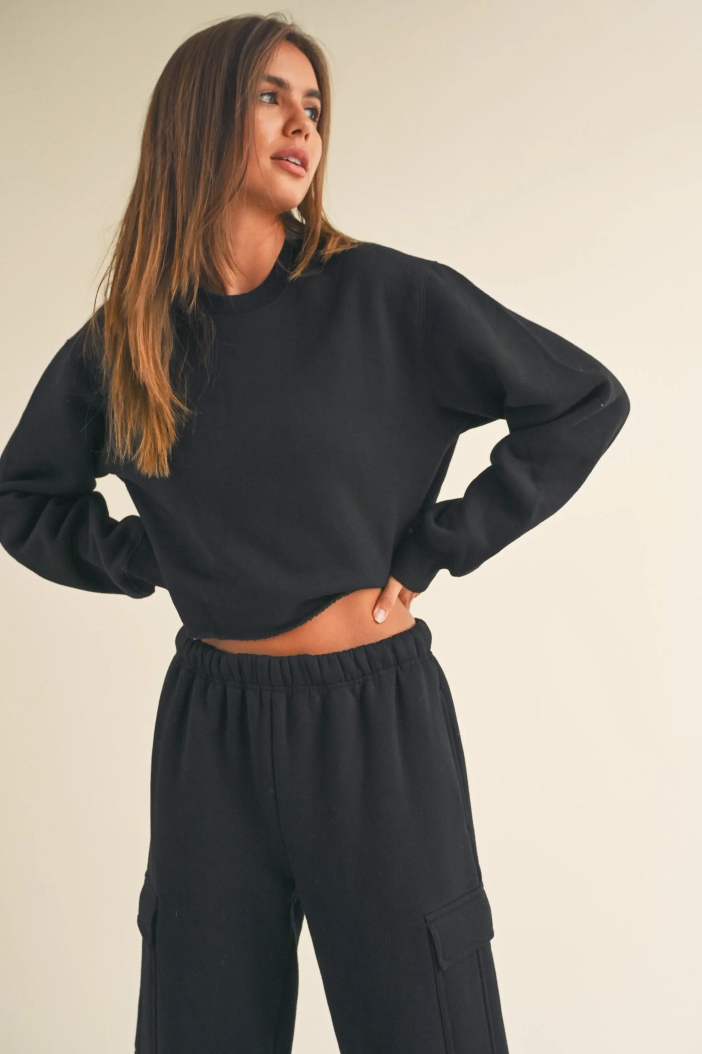 Fleece Raw Edge Crop Sweatshirt - Black Sweatshirts