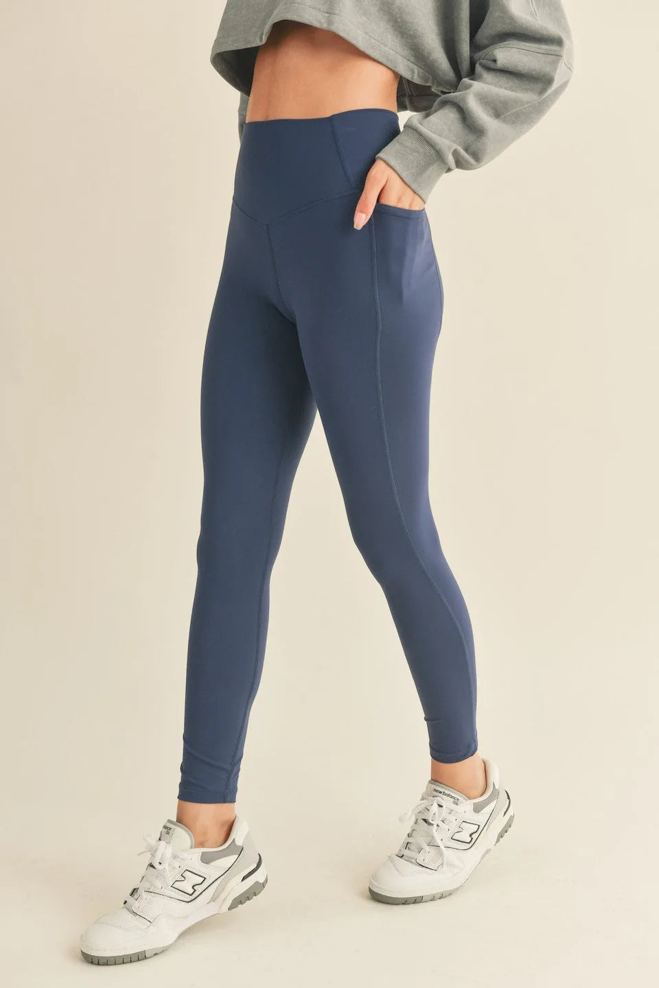 High-Rise Pocket Active Leggings — Stylish Functional Compressive Comfortable Everyday Athleisure - Active Leggings