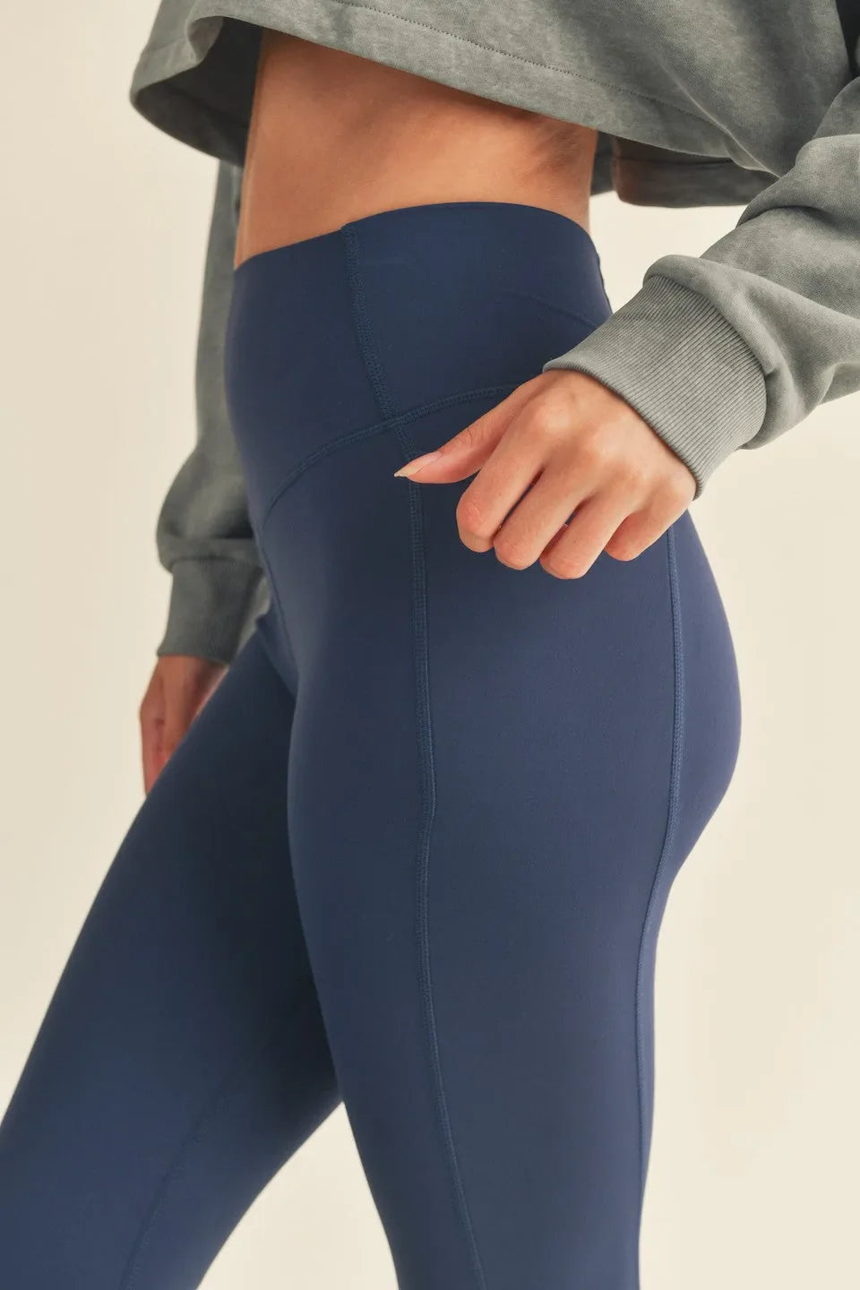 High-Rise Pocket Active Leggings — Stylish Functional Compressive Comfortable Everyday Athleisure - Active Leggings