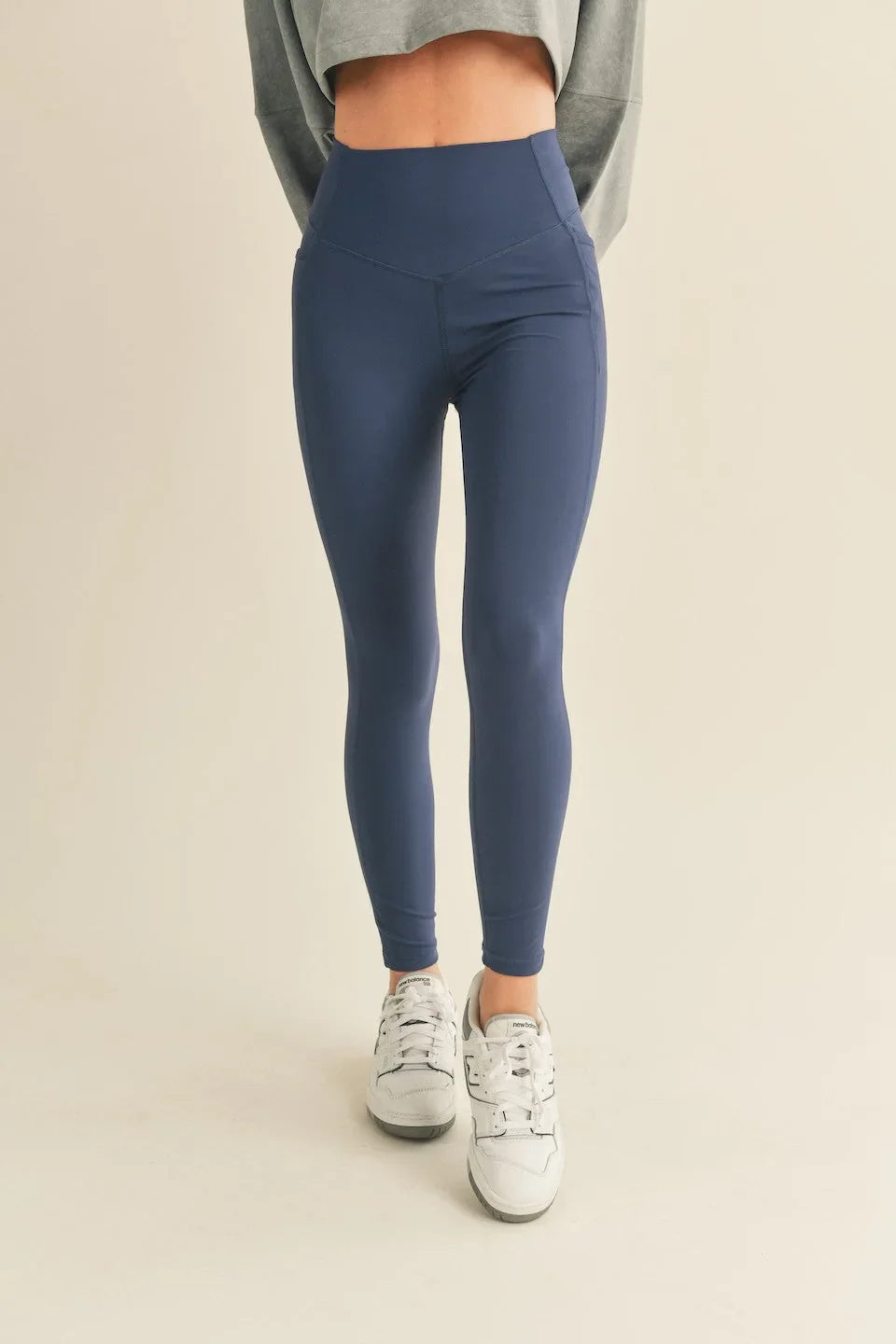 High-Rise Pocket Active Leggings — Stylish Functional Compressive Comfortable Everyday Athleisure - Active Leggings