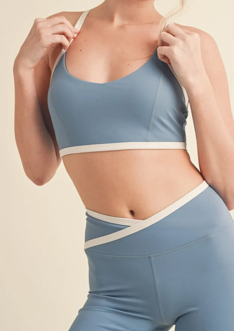 Color Contrast Scoop Neck Tank & High-Rise Shorts Activewear Set — Breathable Lightweight Athletic Style - Activewear Sets