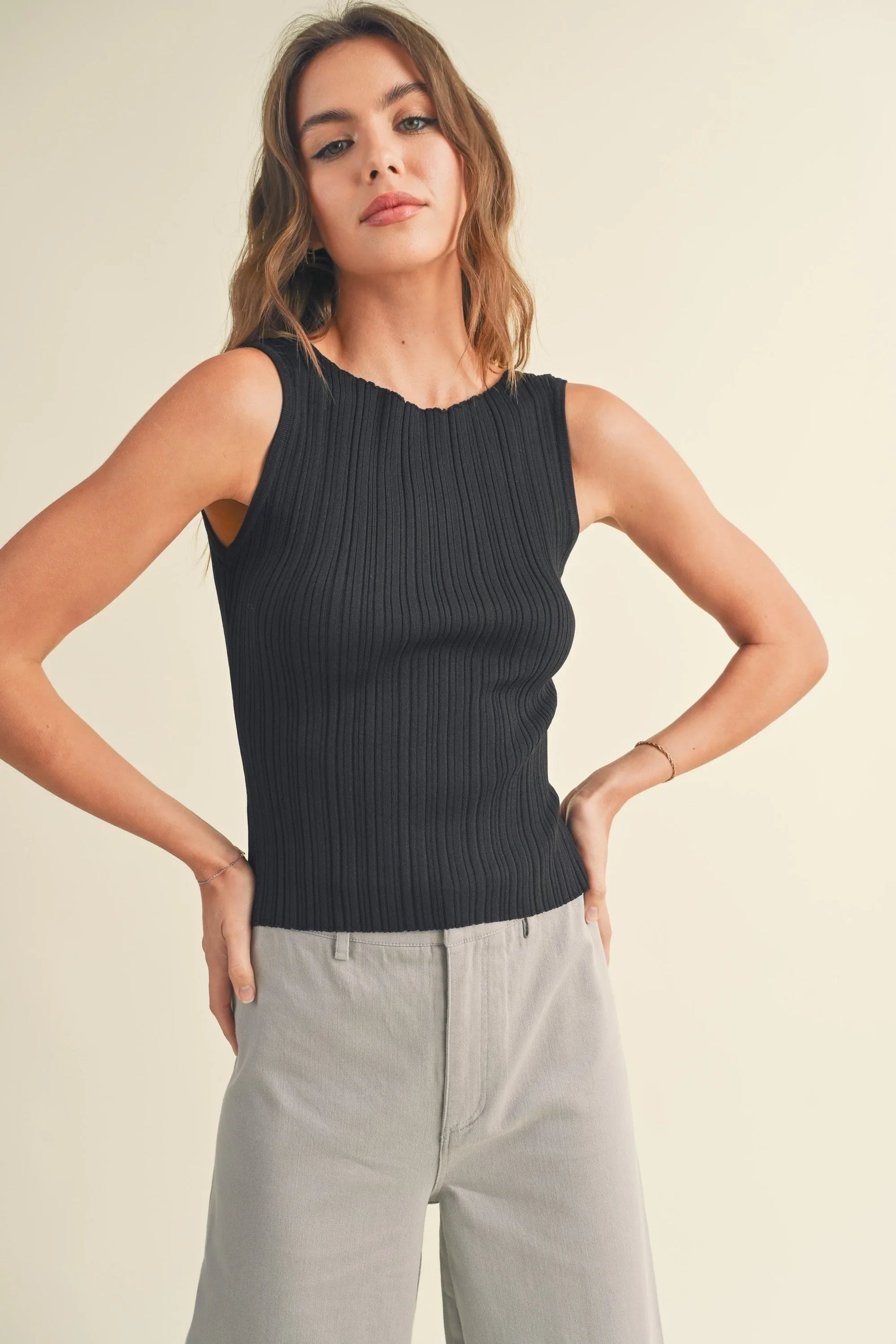 Sleeveless High-Quality Viscose Knitted Top — Cozy Comfortable Polished Everyday Style - Black Tops