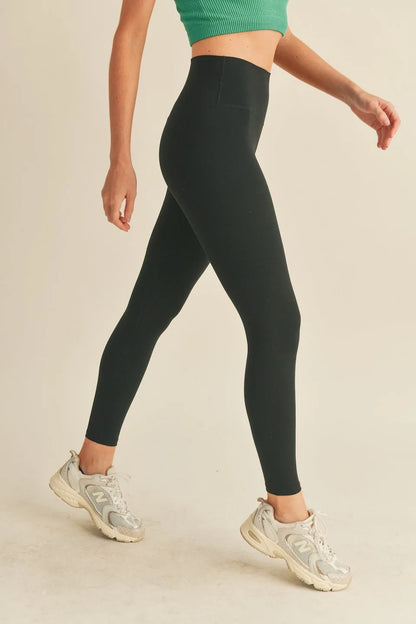 Performance High-Rise Four-Way Stretch Active Leggings — Quick-Dry Weightless Flexible Athletic Style - Active Leggings