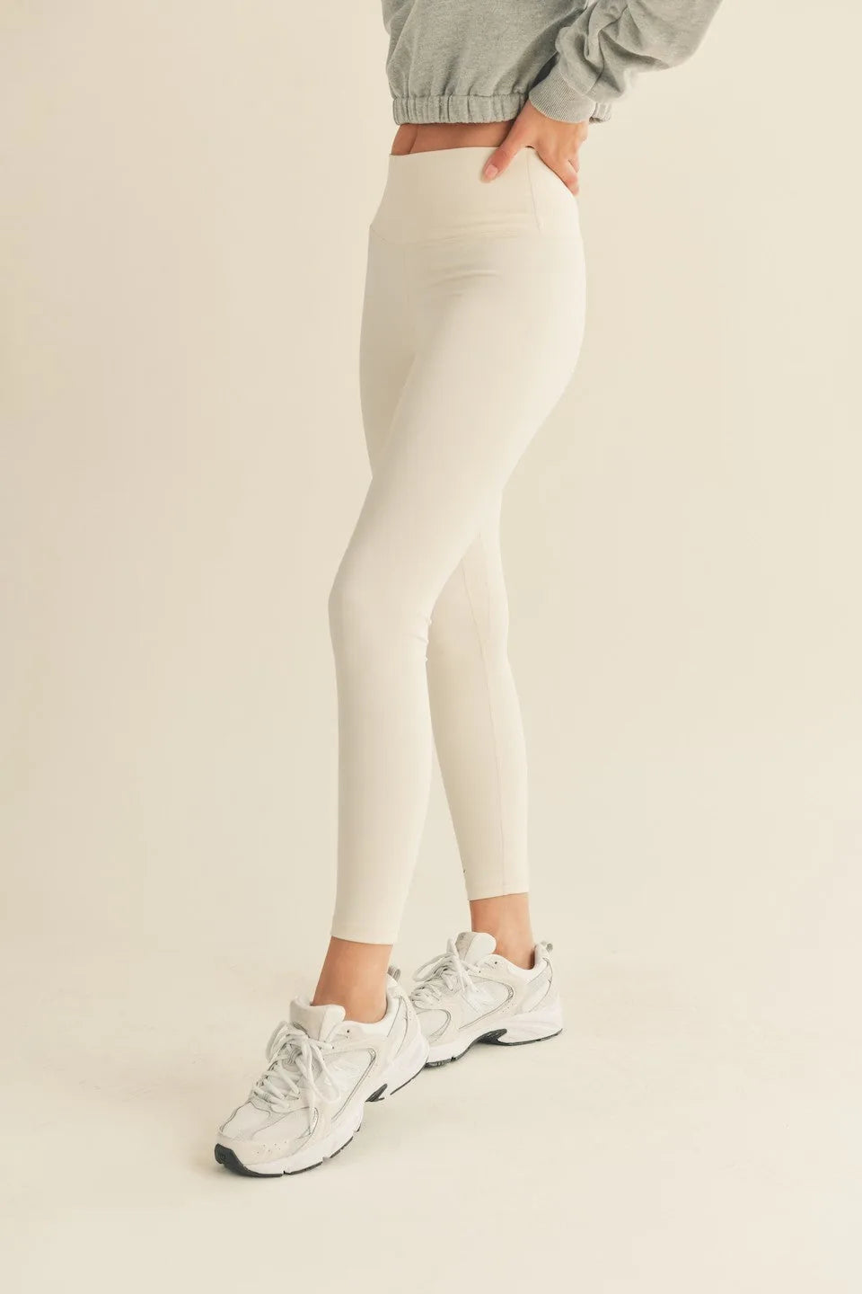 Performance High-Rise Four-Way Stretch Active Leggings — Quick-Dry Weightless Flexible Athletic Style - Active Leggings