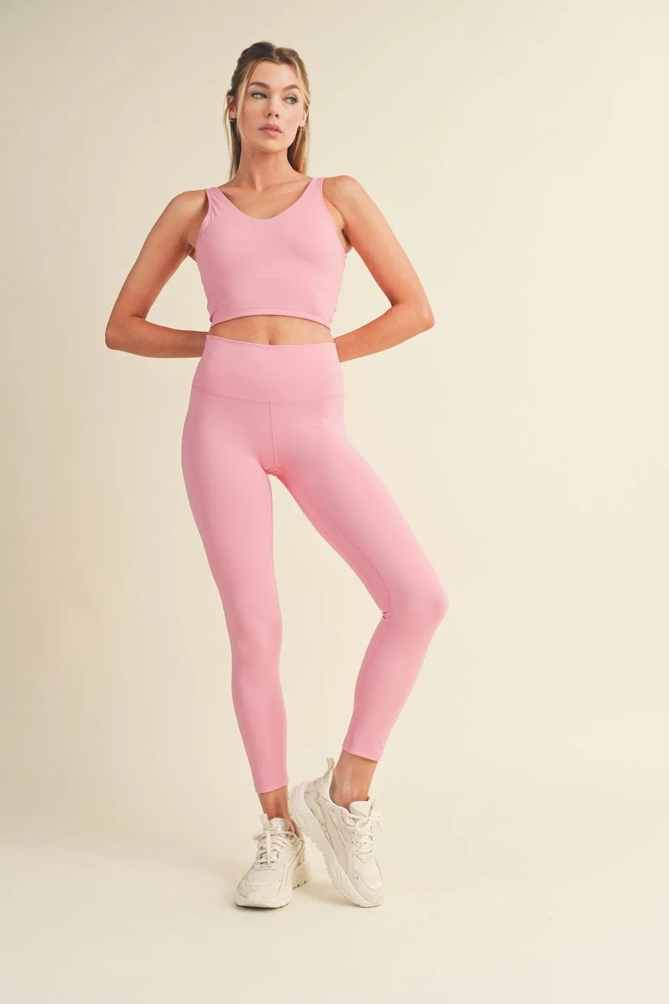 Aligned Performance Cropped Tank Top - Crop Tops