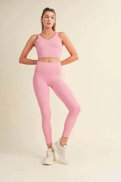 Aligned Performance Cropped Tank Top - Crop Tops