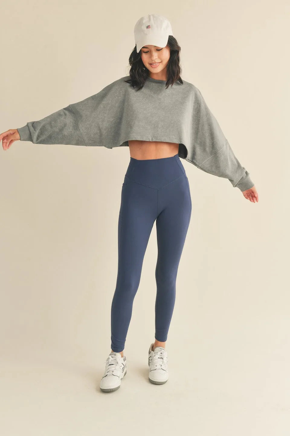 Mineral Wash Cotton French Terry Cropped Sweatshirt — Laid-Back Trendy Soft Casual Style - Grey Sweatshirts