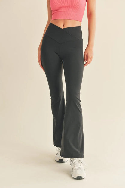 Crossover Waist Flare Leg Butter-Soft Active Leggings — Second-Skin Fit Playful Athletic Style - Active Leggings