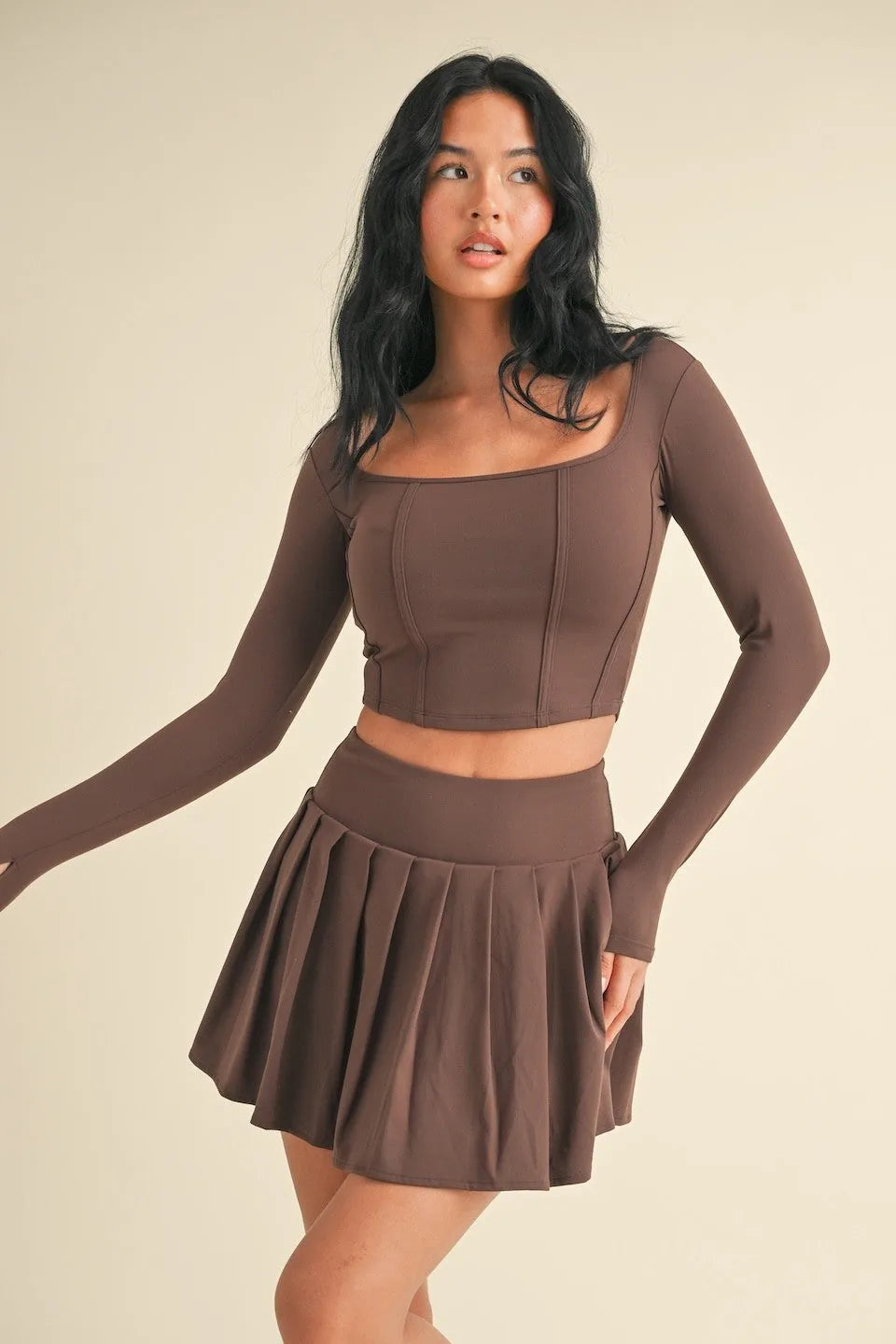 Long Sleeve Structured Corset Crop Top — Figure-Enhancing Bold Statement Elevated Style - Crop Tops