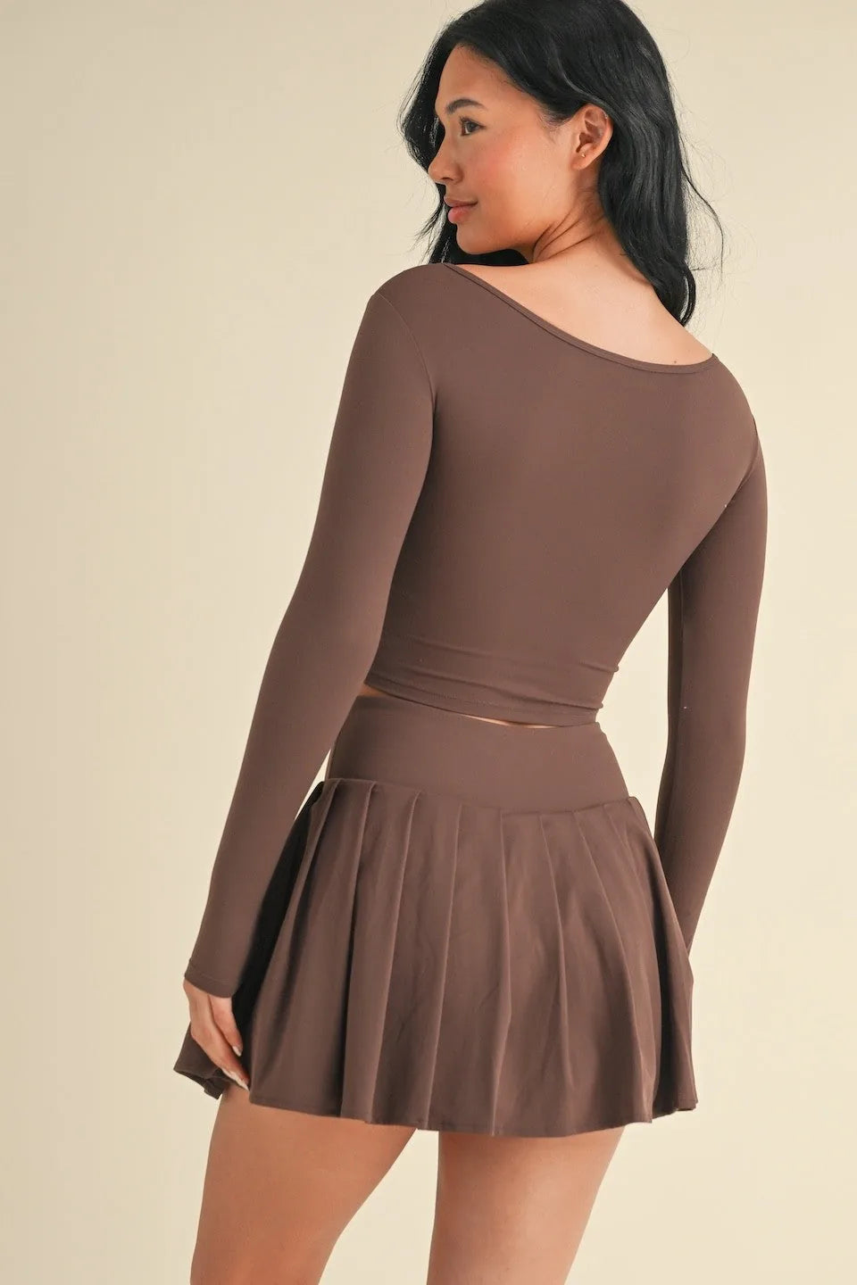 Long Sleeve Structured Corset Crop Top — Figure-Enhancing Bold Statement Elevated Style - Crop Tops