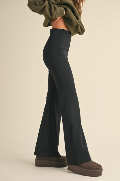 Ruched Waist Flare Leggings with High-Rise Fit - Active Leggings