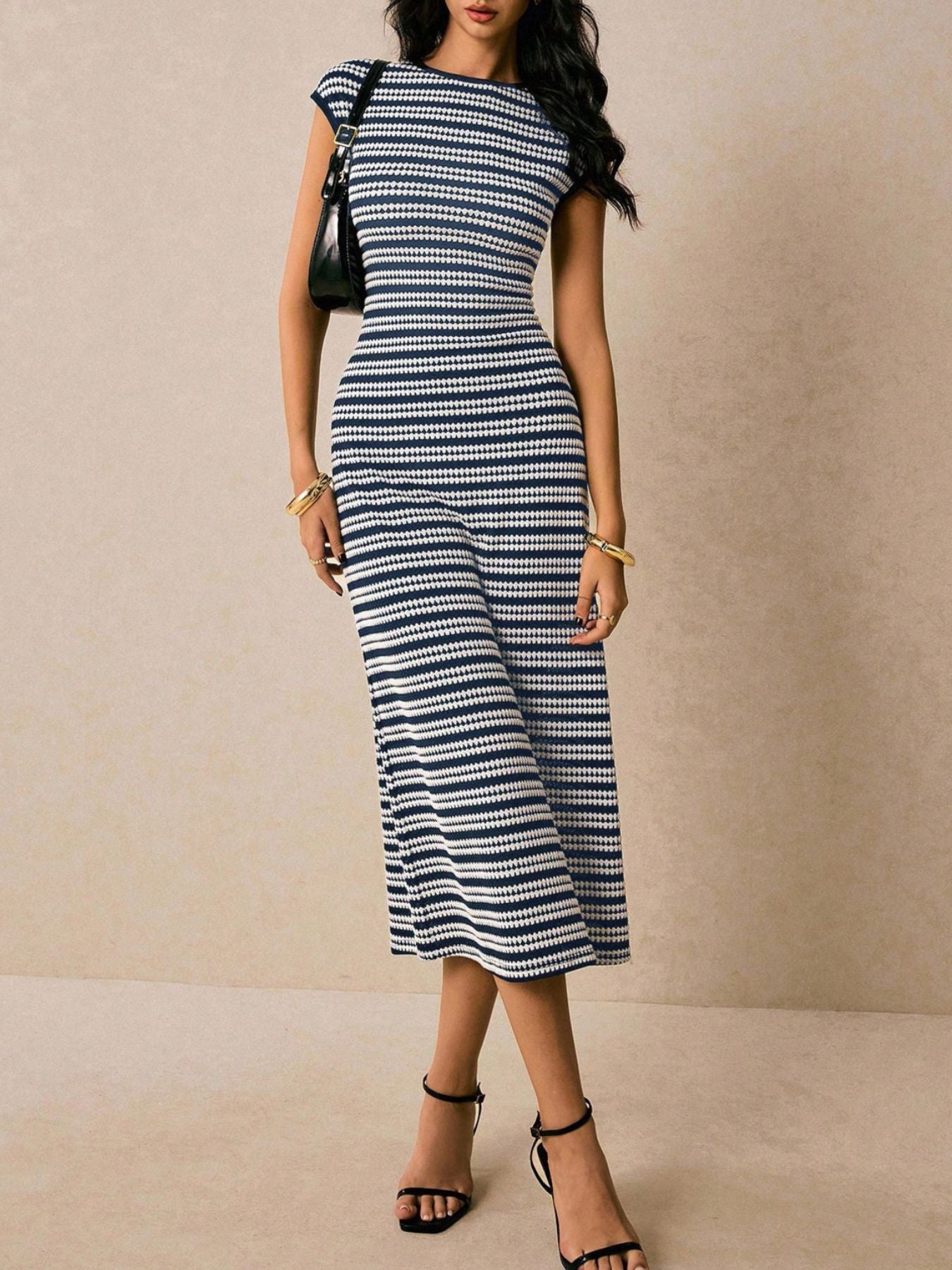 Round Neck Short Sleeve Striped Bodycon Midi Dress - Blue Midi Dresses