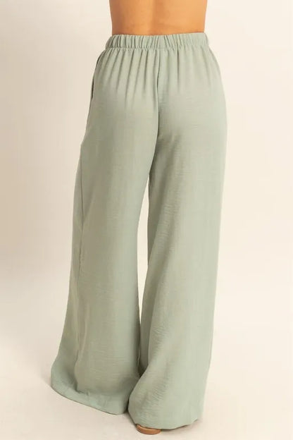 Elasticized Waist Wide Leg Pants – outfit idea for women | Ro + Ivy