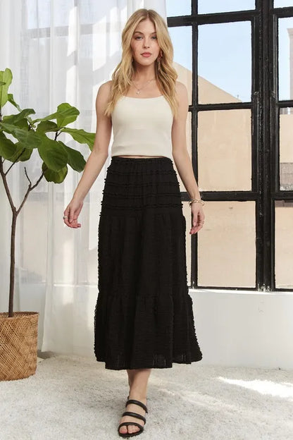 Elastic Waistband Tiered Midi Skirt – BLACK outfit idea for women | Ro + Ivy