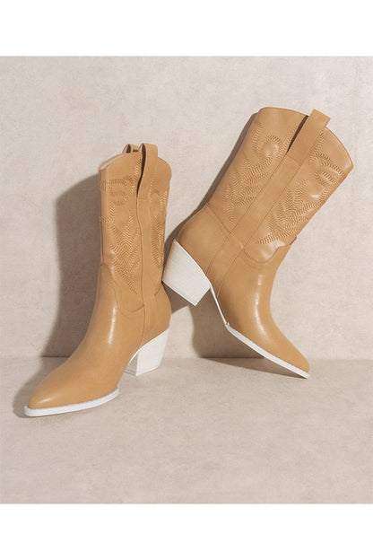 Sephira-Western Embroidered Boots – outfit idea for women | Ro + Ivy
