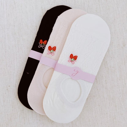 Set Of 3 Side Strawberry Low Cut Socks | Trendy Socks Outfit Idea for Women by Ro + Ivy | Elevated Basics, Modern Comfort & Style