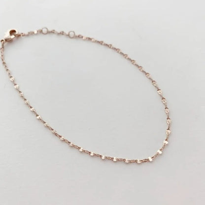 Esme Faceted Chain Bracelet Trendy Bracelets Outfit Idea for Women | Ro + Ivy