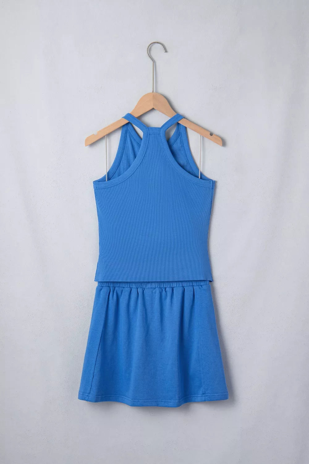 Women's Sleeveless Cropped Top and Pocketed Skort Set - Matching Sets