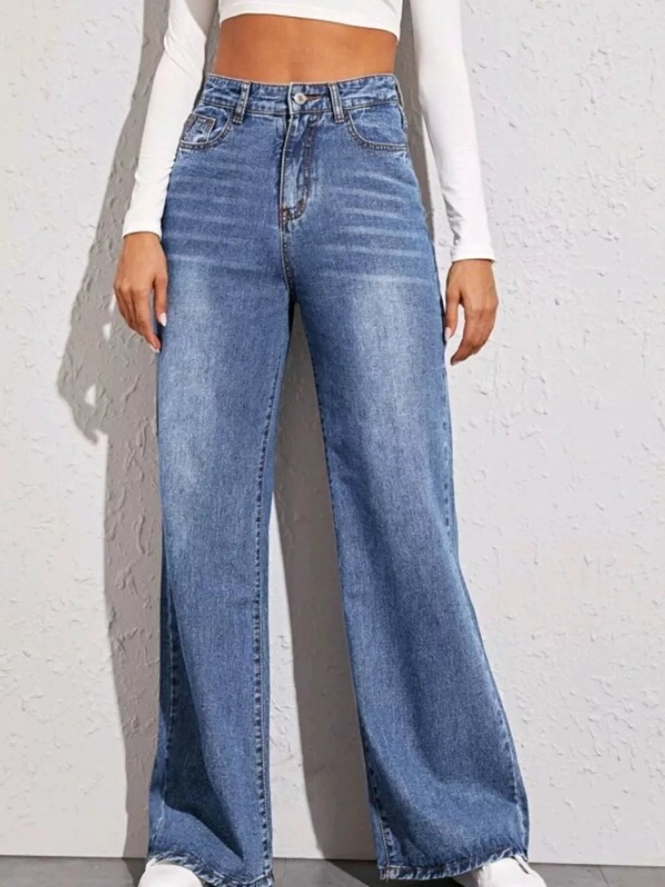 Light Wash High-Waisted Wide Leg Jeans Blue